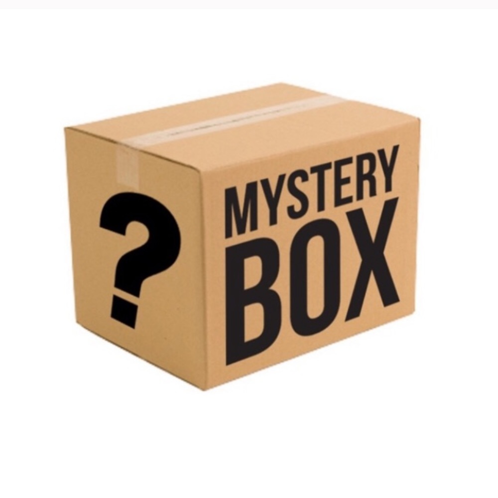 [Anthropologie] Reseller Mystery Box Various Items